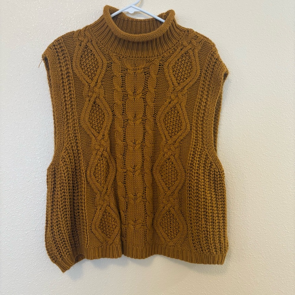 Olive & Oak Cable Knit High Neck Sweater Vest size Large